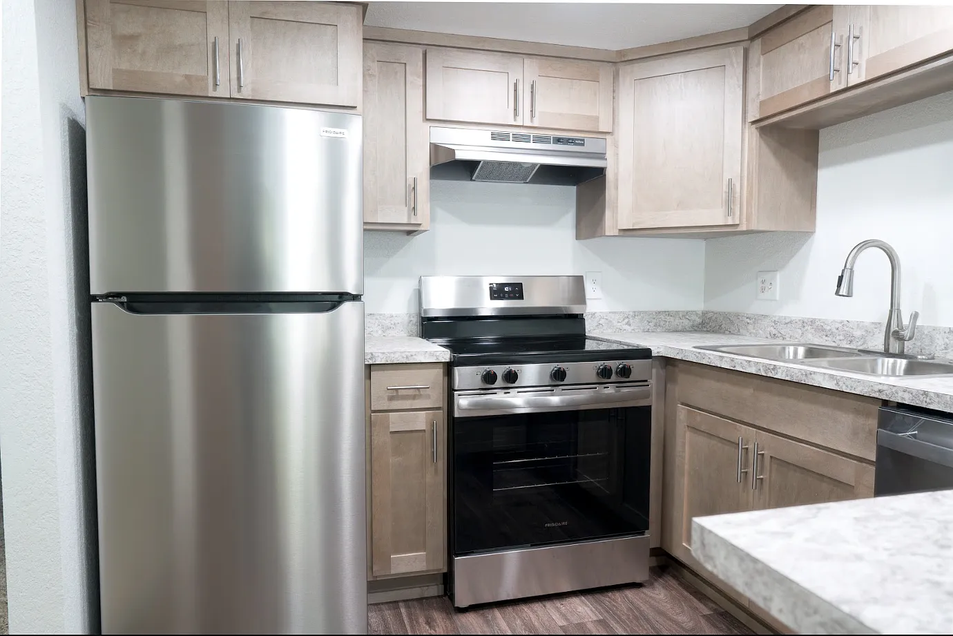 Countryside Apartments — Photo 1