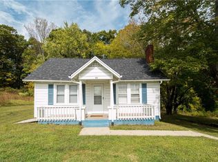 190 Mountain View Rd, Mount Airy, NC 27030