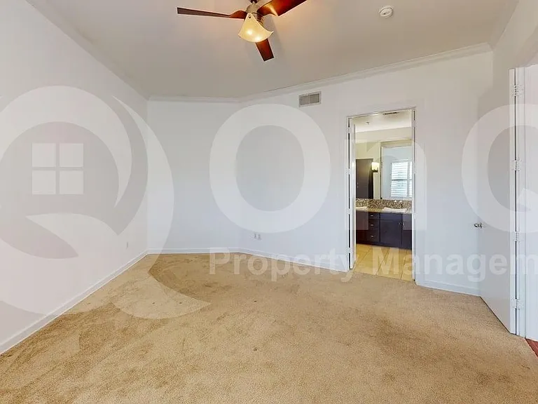 2950 McKinney Ave #424 — Photo 9