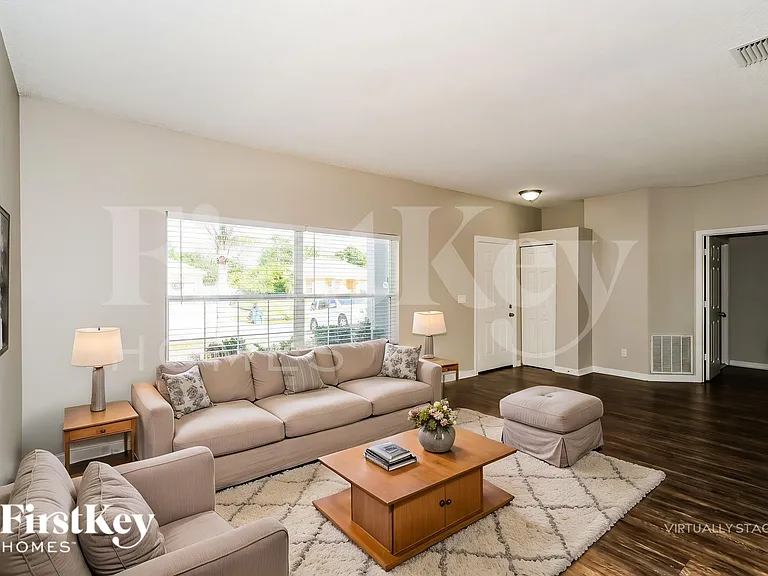 2242 Mantilla Ave SE — Photo 4