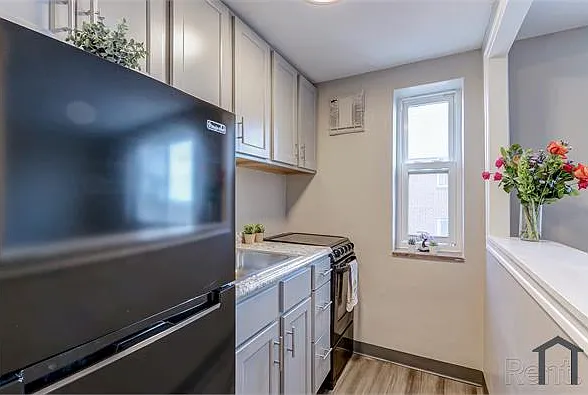 1 bed, 600 sqft, $905 — Photo 1