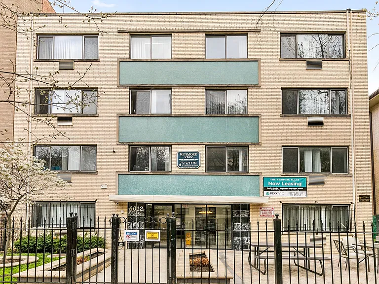 6012 N Kenmore Ave — Photo 11
