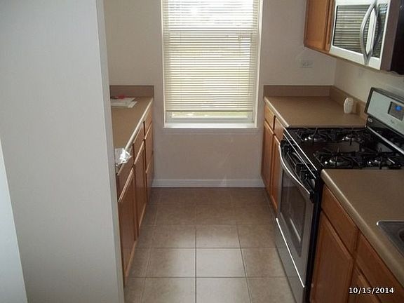 2nd image of 17 W 35th St APT 408