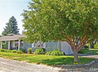 707 Centerville Ln, Gardnerville, NV 89460