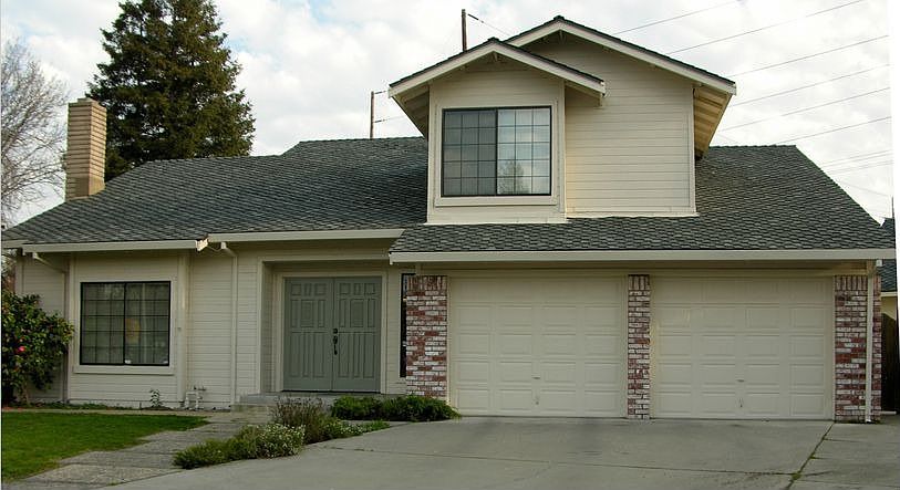 New paint, new roof 2006