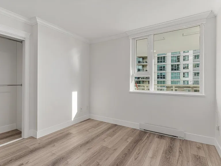 125 Milross Ave #704 — Photo 19