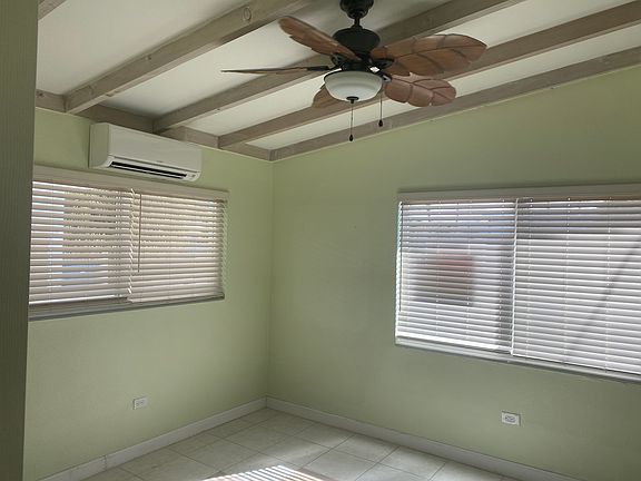 4th image of 436 E Ocean Dr #436