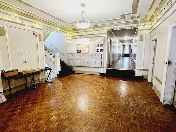 4th image of 965 Geary St APT 4