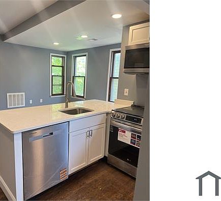 1st image of 809 N Harrison St APT 2