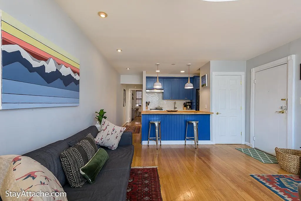 1340 Vermont Avenue NW Apt 3 in Logan Circle — Photo 4