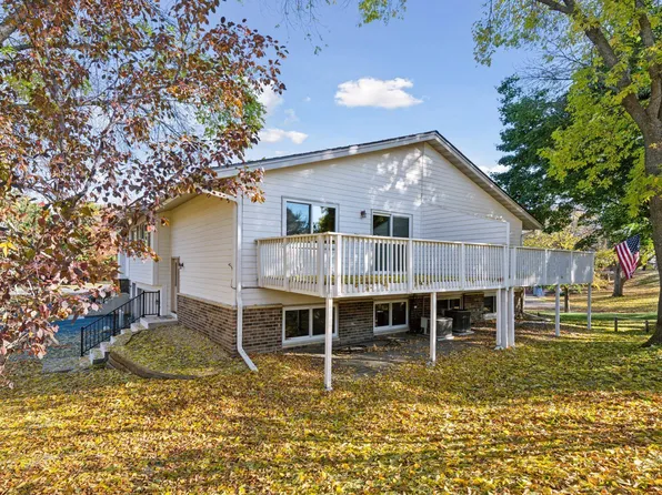 11339 Vessey Cir, Bloomington, MN 55437