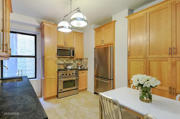 Sold by Corcoran | media 2