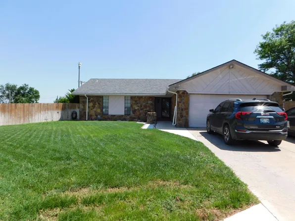 665 NE 19th St, Guymon, OK 73942