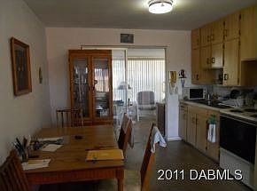 4th image of 33 Beechwood Dr