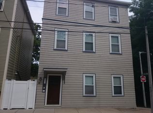 180 Chestnut Ave, Boston, MA 02130