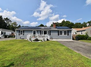 48 Gardens Dr, Springfield, MA 01119