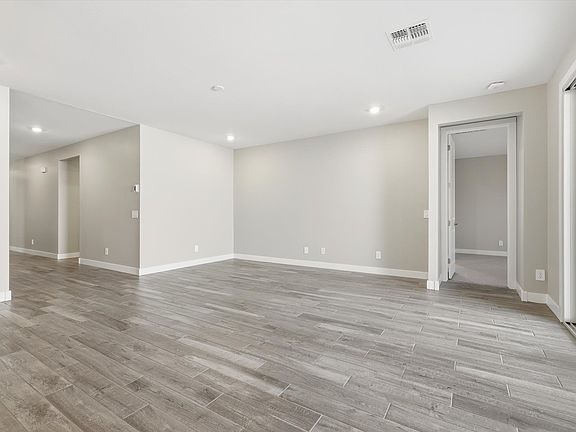 Welcome to the Lennon floorplan.