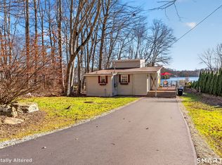 73 Lakeview Dr, Ashford, CT 06278