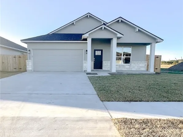 104 Persimmon Ct, Victoria, TX 77904