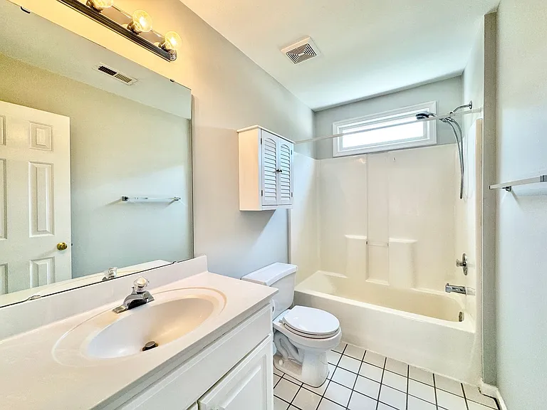 5208 Autumn Woods Dr — Photo 22