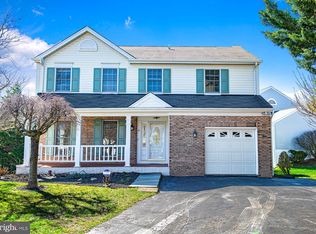 13 Morn Mist Ct, Parkville, MD 21234