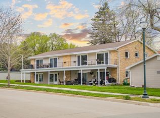600 Hill Ave APT 1, Spirit Lake, IA 51360