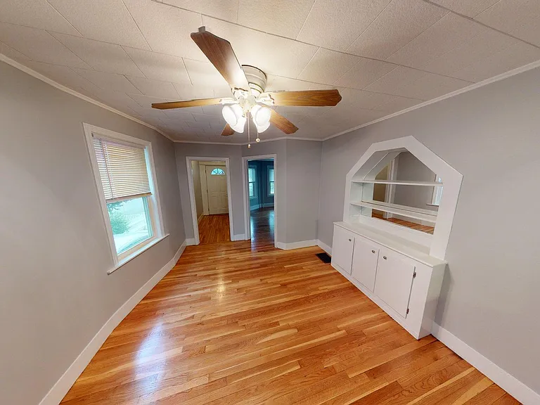 346 Chelsea St #2 — Photo 7