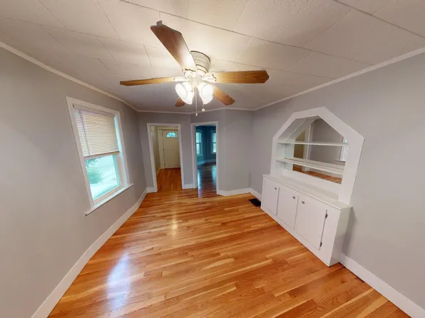 346 Chelsea St #1, Boston, MA 02128