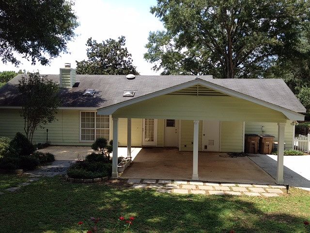 2nd image of 2809 Brookside Dr