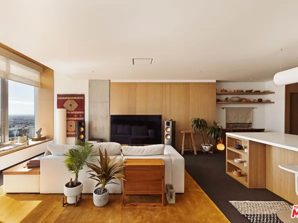 1155 S Grand Ave APT 2107, Los Angeles, CA 90015