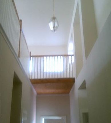 2nd image of 1544 Kew Garden Dr