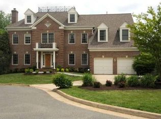 2779 Welbourne Ct, Oakton, VA 22124
