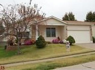 12240 Glenpark Dr, Maryland Heights, MO 63043