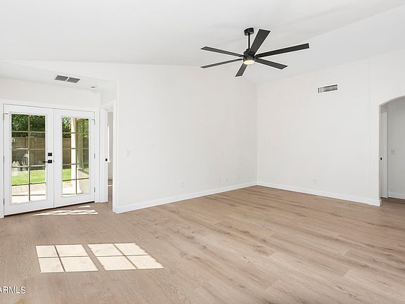 3rd image of 12731 W WILLOW Avenue