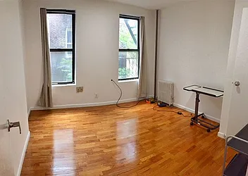 Rented by NYLA Realty