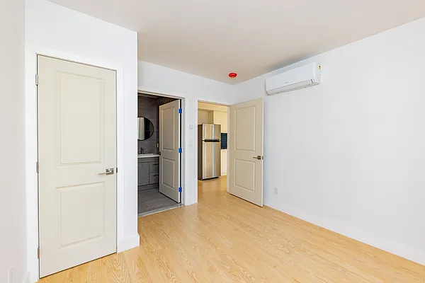 Rented by Oxford Property Group | media 9