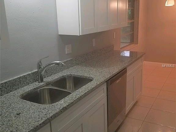 3rd image of 1329 Bailey Ave