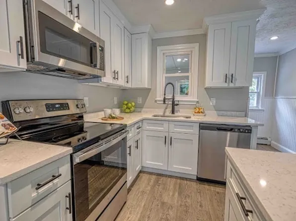 25 Lyman St, North Attleboro, MA 02760