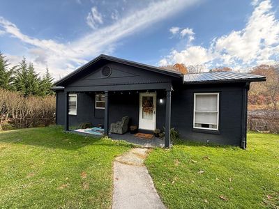184 Varney St, Cedar Bluff, VA, 24609