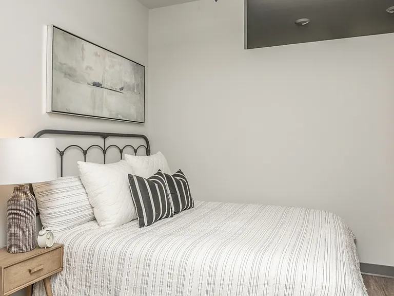 Foundry Flats — Photo 9