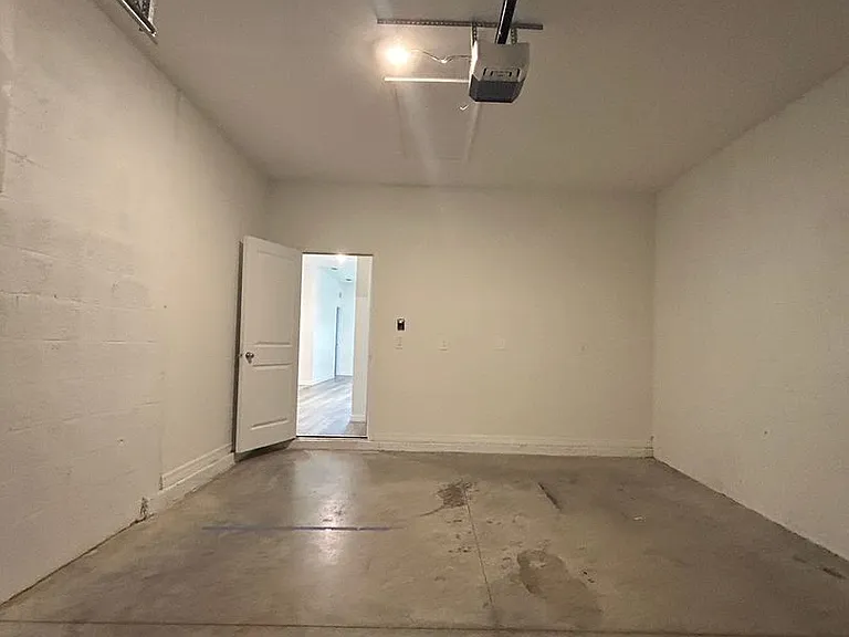 850 SE 8th St — Photo 23