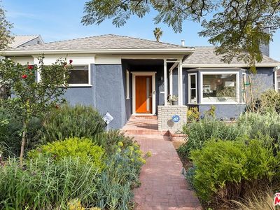 3774 Edgehill Dr, Los Angeles, CA, 90018