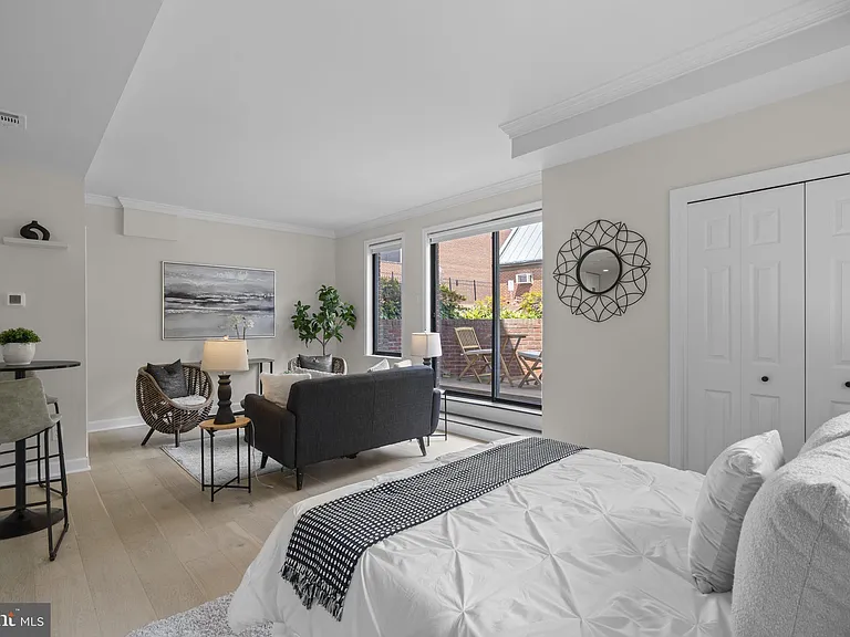 1080 Wisconsin Ave NW #1003 — Photo 17