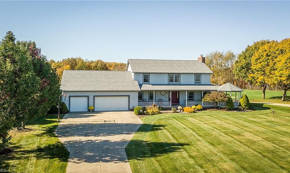 1st image of 2995 Heron Dr