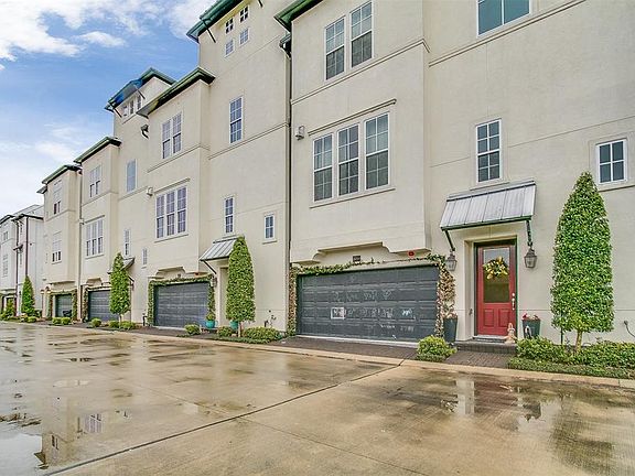 5th image of 2218 Lakeshore Edge Dr