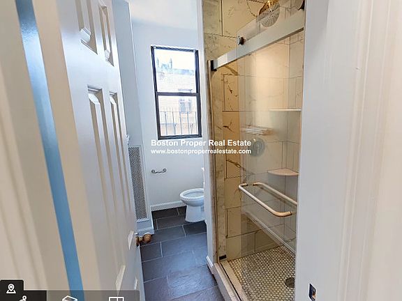 4th image of 30 Peterborough St APT 20