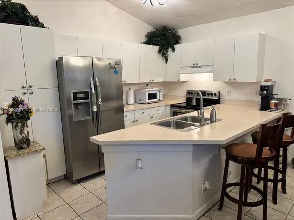 2330 SW 80th Ter, Miramar, FL 33025