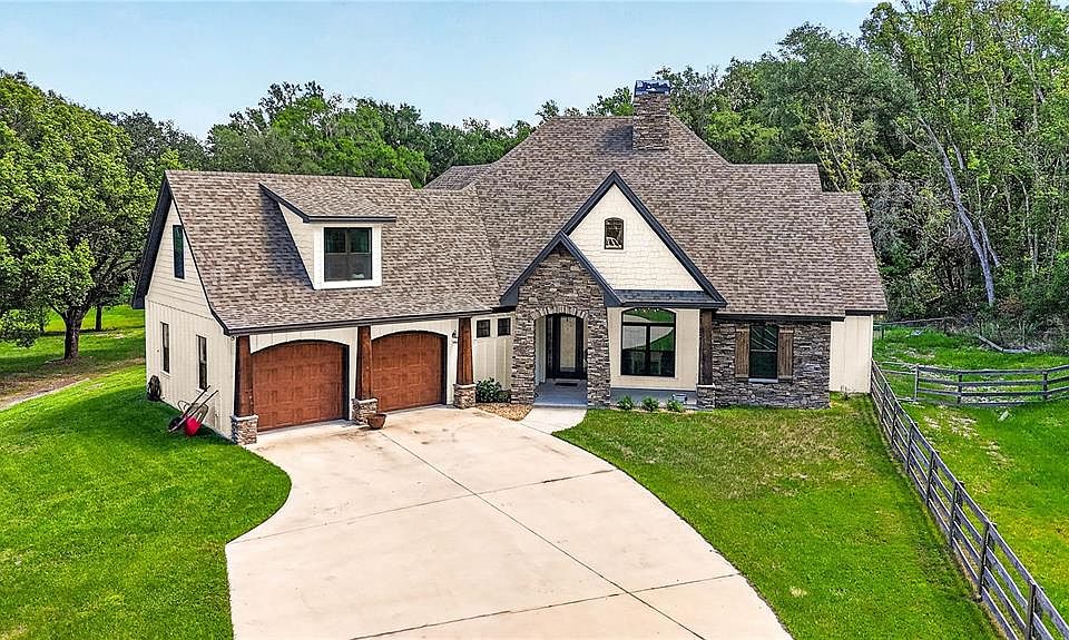 1st image of 17265 MEADOW BLUFF VIEW