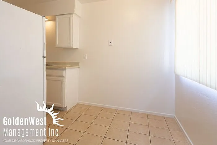 2209 W Belmont Ave #5 — Photo 7