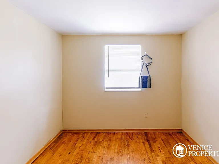 171 E 12th Ave #2 — Photo 7